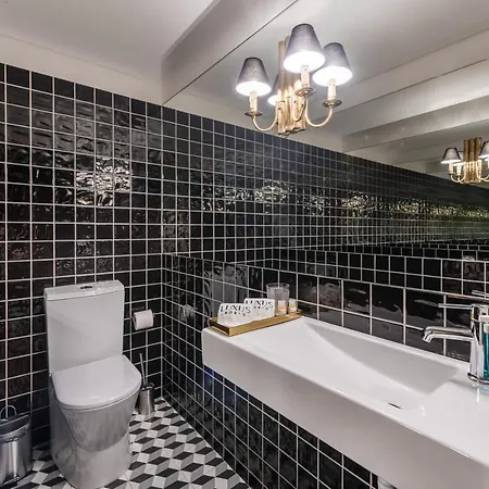 Guestready - Luxus Apts - Alves Da Veiga Garden Porto